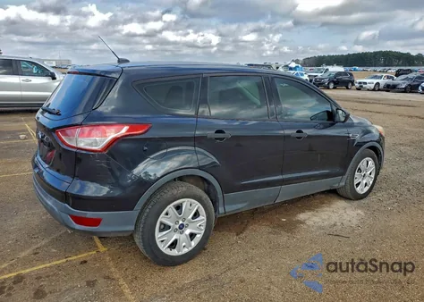 2015 Ford Escape S z USA, uszkodzony, nr VIN 1FMCU0F71FUB93343
